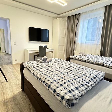 Apartments - Free Parking - Wifi - Kitchen Essen Exterior photo